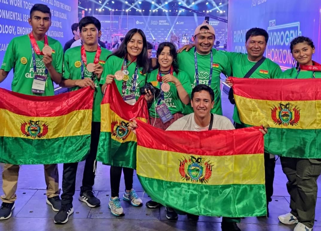 Bolivia ocupó el tercer lugar en el First Global Challenge en Singapur