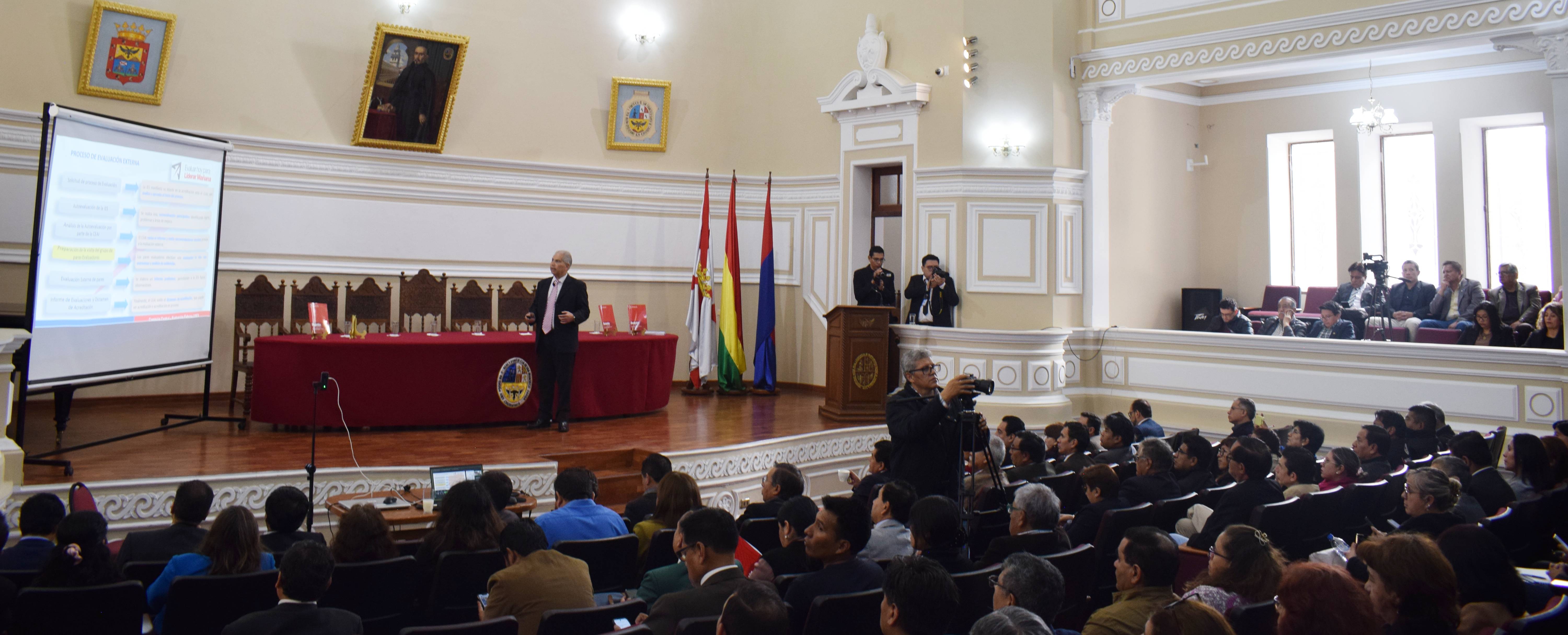 Se lleva adelante la socialización del informe de autoevaluación de la USFX con fines de acreditación internacional ante la UDUALC